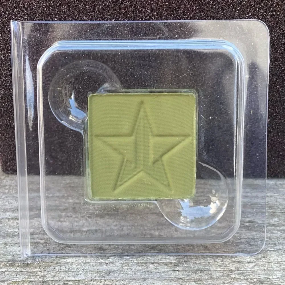NIB New Jeffree Star Single Pressed Pigment Eyeshadow Equity 0.05 oz Army Green